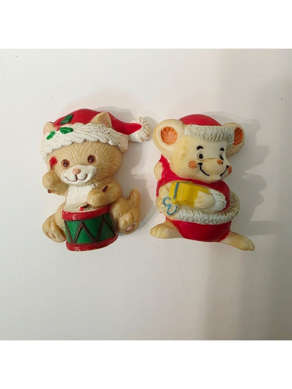 2 Vtg Russ Berrie Christmas Bear Hat Drum Mouse Santa Holiday Fridge Magnets